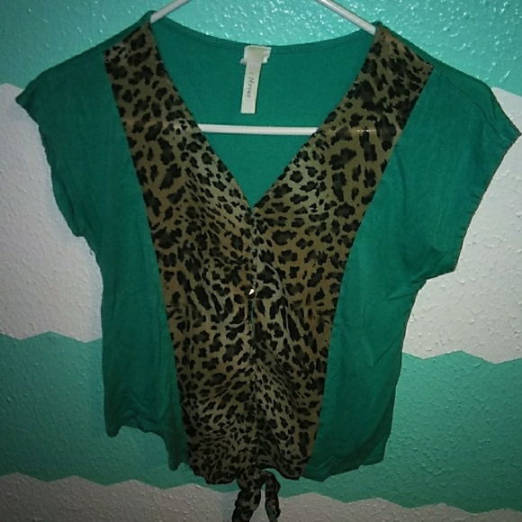 Crop top - Picture 1 of 1